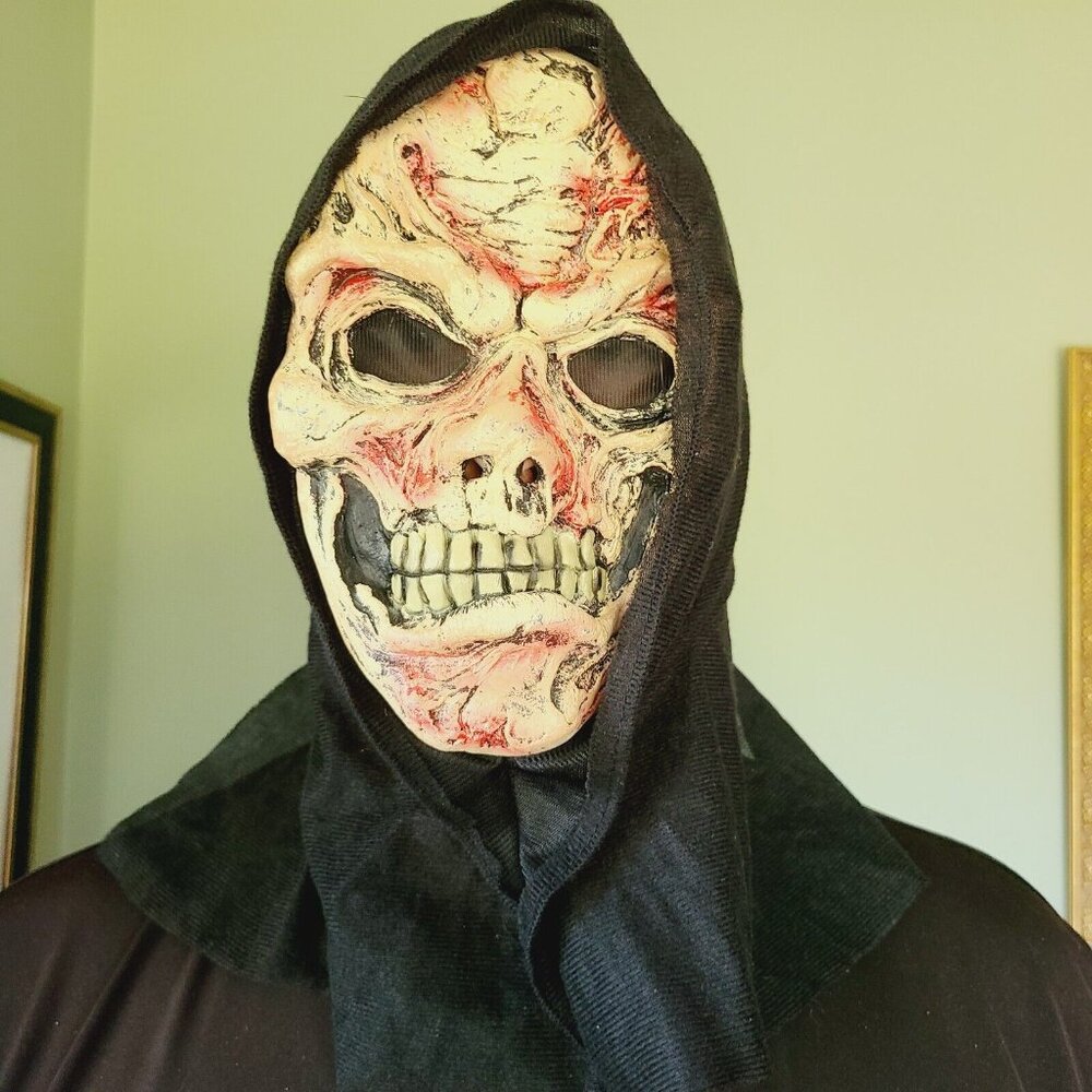 Creepy Uncommon Skull Mask 100% Polyester Easter Unlimited